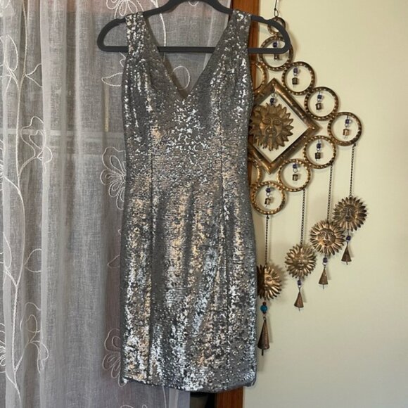 Silver sequin Cute Dress Sparkly New Year’s Eve Dress - Picture 1 of 4